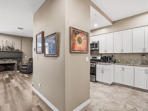4th image of 11382 Via Rancho San Diego Unit C