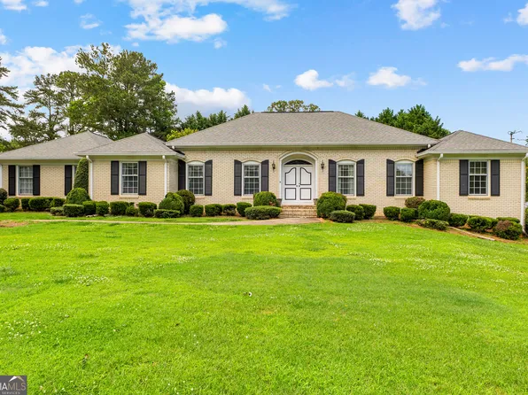 115 Fernway Dr, Fayetteville, GA 30214