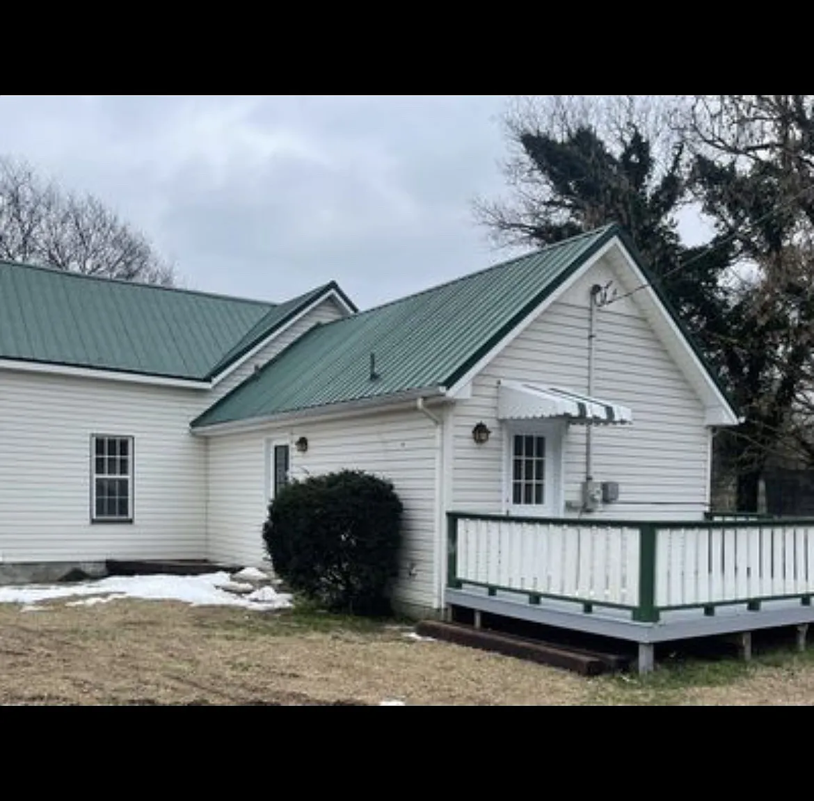3 bed, 1360 sqft, $1,500 — Photo 1