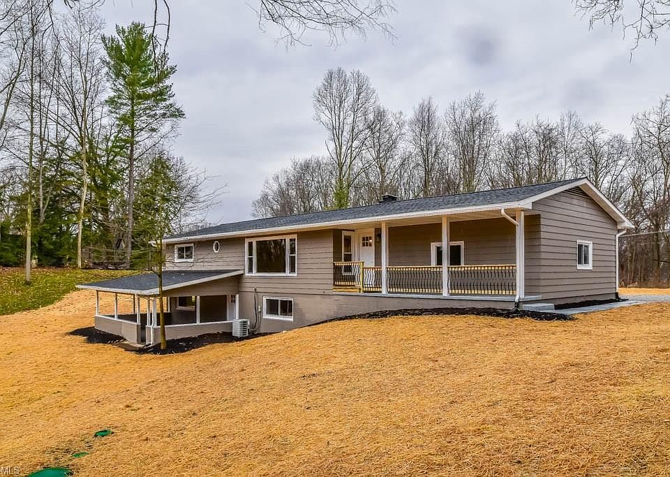 1st image of 95 Parisette Ln