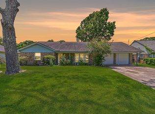 5106 Harbor Light Dr, Dickinson, TX 77539