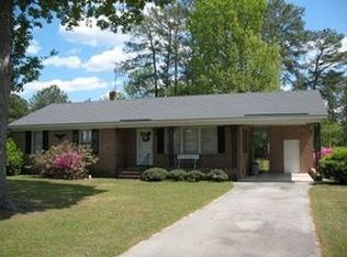 4201 Woodcrest Rd, Rocky Mount, NC 27803