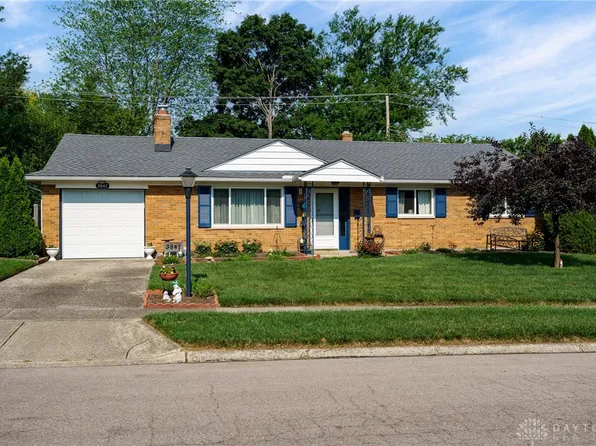3847 Gardenview Pl, Dayton, OH 45429