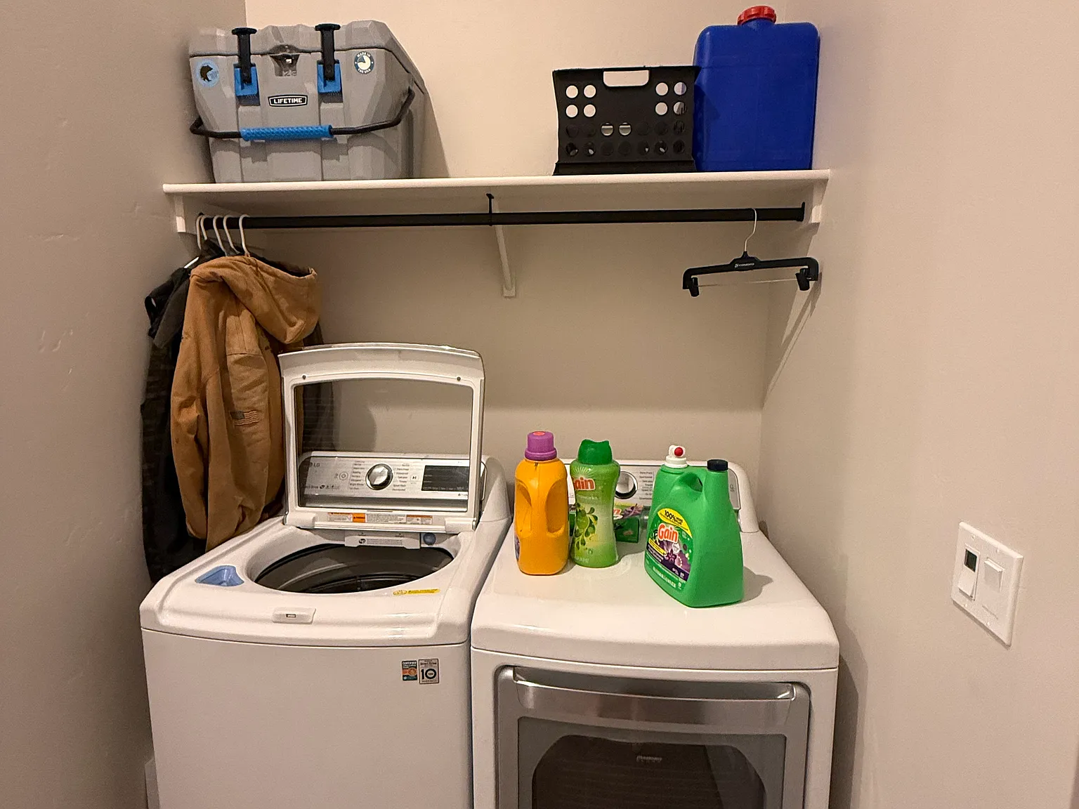 2 bed, 1190 sqft, $4,000 — Photo 3