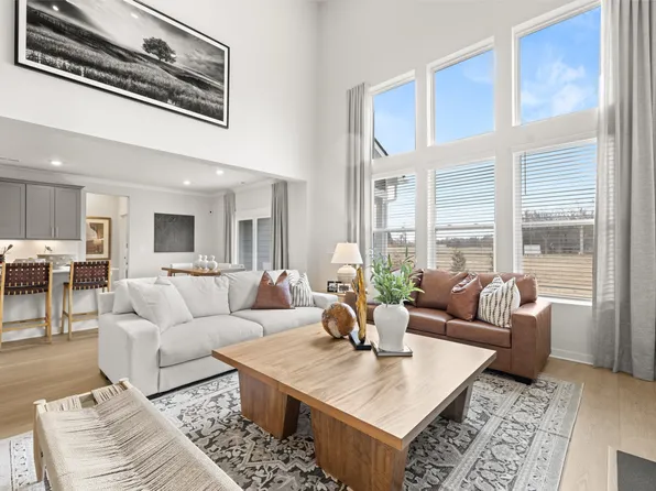 6000 Woodstock Ln, Spring Hill, TN 37174