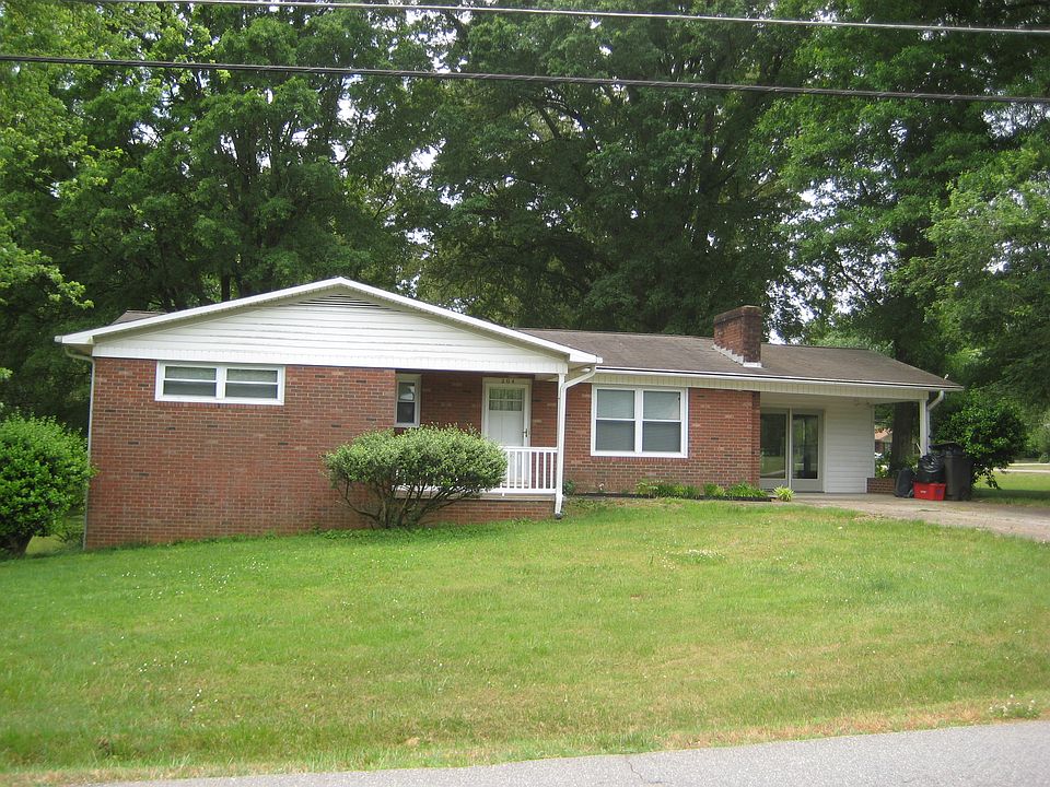 1st image of 204 Toria Dr