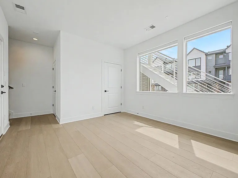 707 Saddle Dr — Photo 30