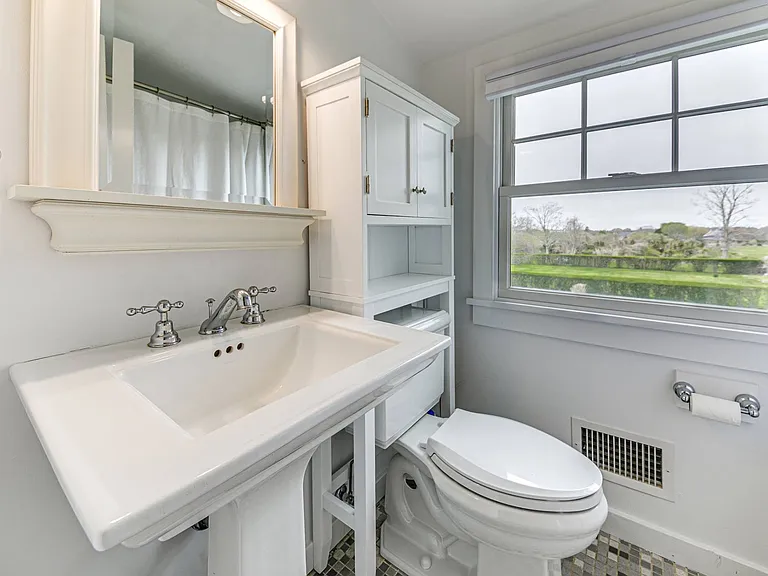 50 Sayres Path — Photo 16