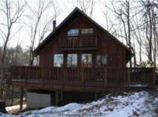 239 Lakeview Dr, Cross Junction, VA 22625