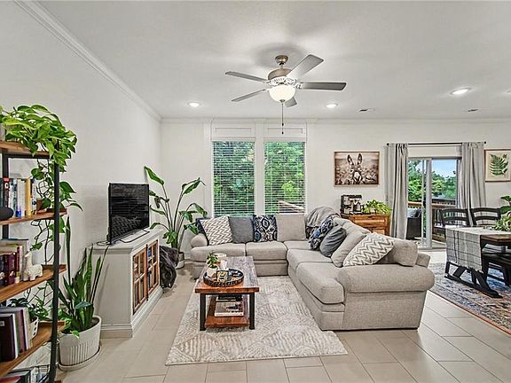 4th image of 7438 Grand Slam St