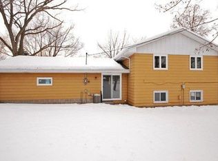 543 Bean St, Anoka, MN 55303