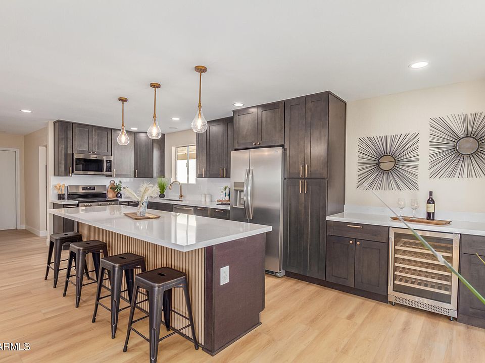 1st image of 25813 S BRENTWOOD Drive
