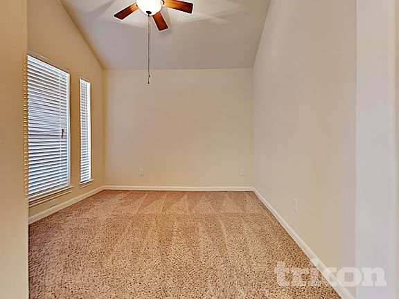 4th image of 1430 Highland Sage Ln