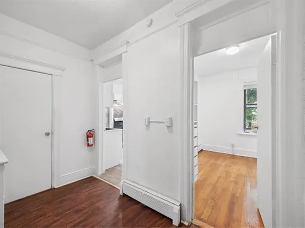 122a Baldwin Avenue image 24 of 29