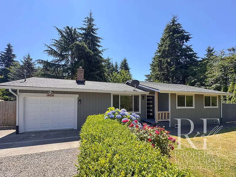 8240 NE Seawind Ave — Photo 26