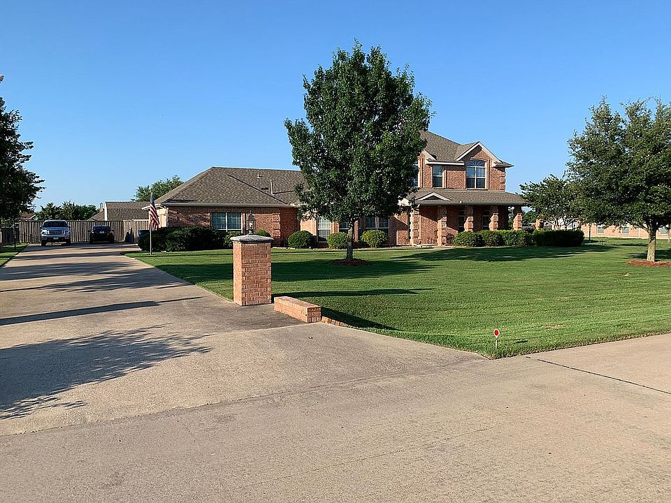 1st image of 2377 Saddlebrook Ln