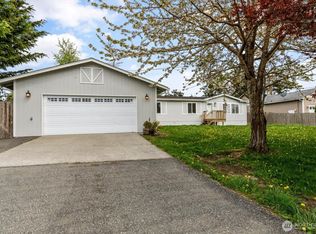 954 Shawn Avenue, Oak Harbor, WA 98277