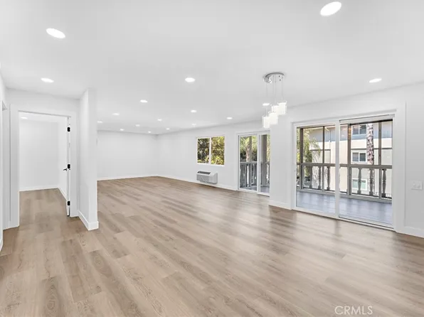 2405 Via Mariposa W Unit 2C, Laguna Woods, CA 92637