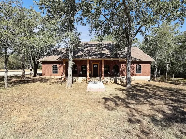 486 Westwood Rd, Lockhart, TX 78644