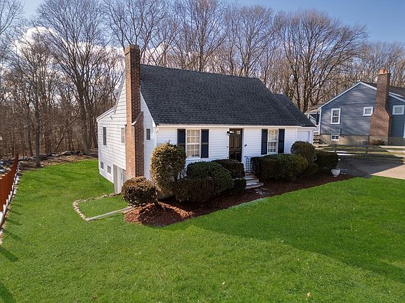 3rd image of 56 Blanchard Blvd