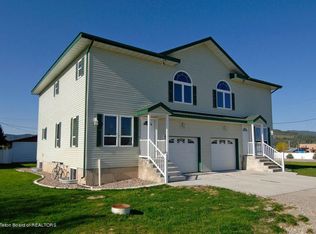 3 Song Bird Private Cove #UNIT 3, Thayne, WY 83127