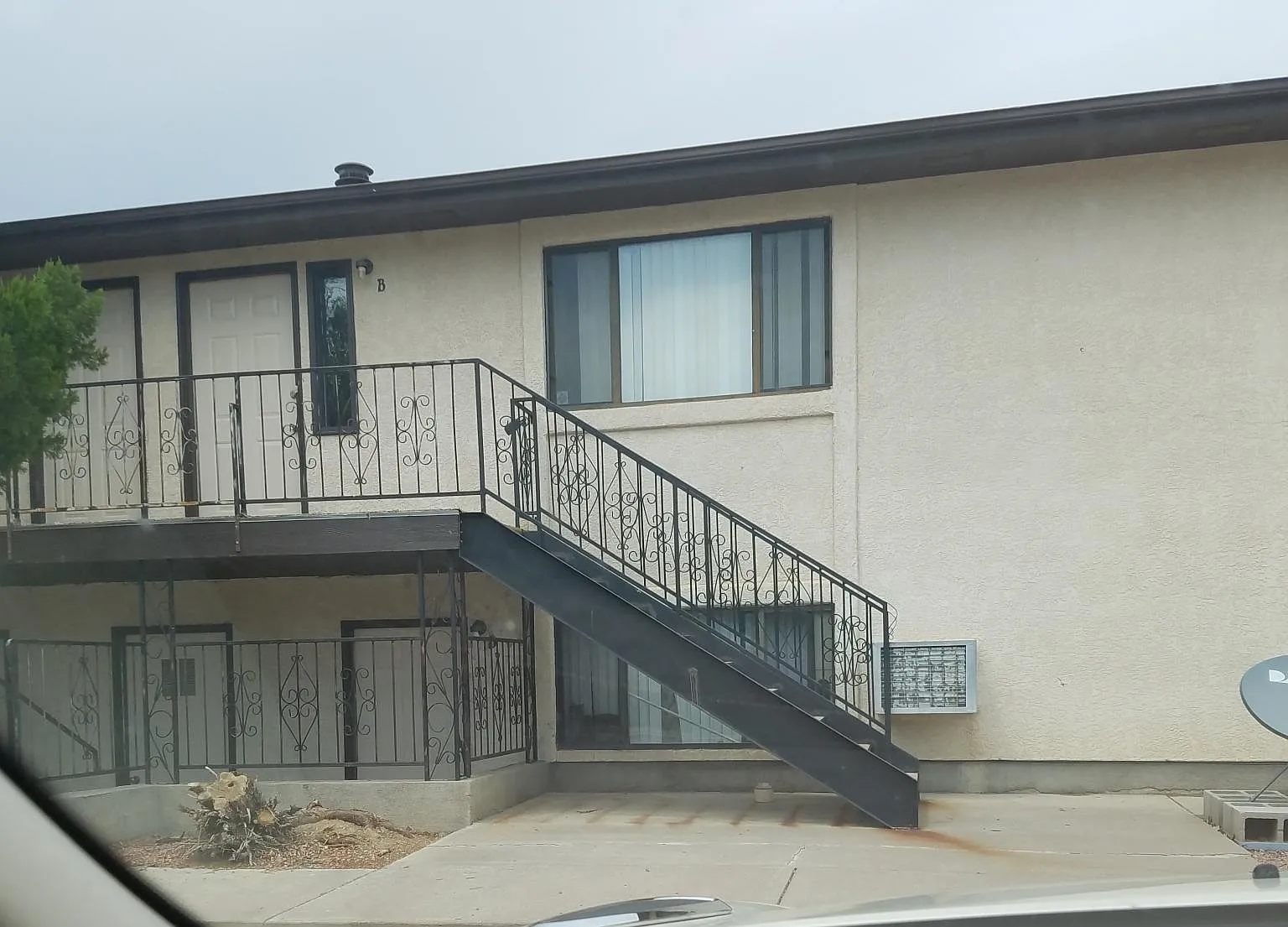 2109 N Queens Ave — Photo 4