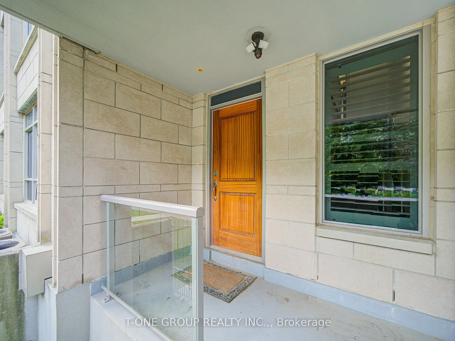 4 bed, $6,300 — Photo 4