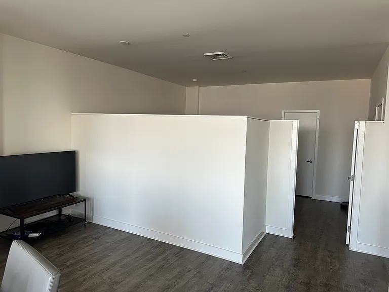 3810 Wilshire Blvd #1612 — Photo 16