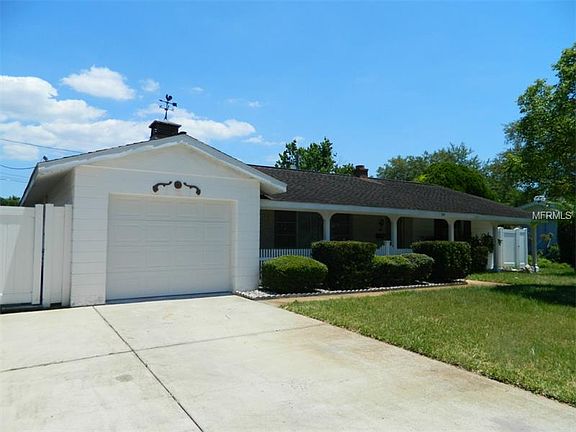 2nd image of 3621 61st Way N