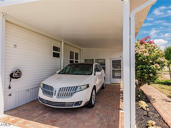 4th image of 27473 Pauline Dr
