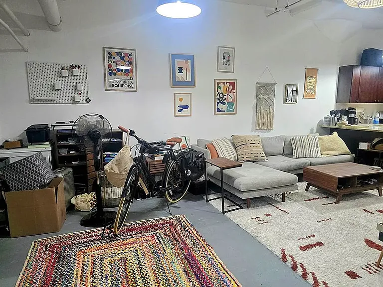 315 Berry St #7 — Photo 6