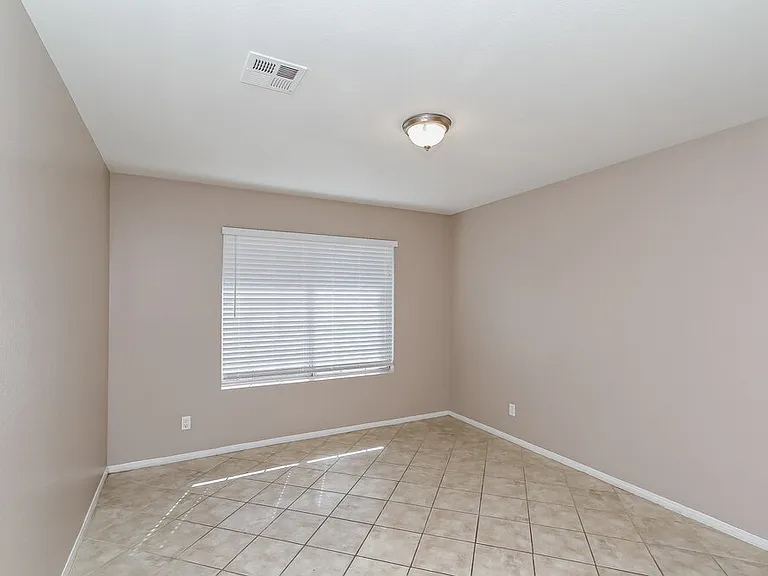 1605 Fig Palm Ct — Photo 10
