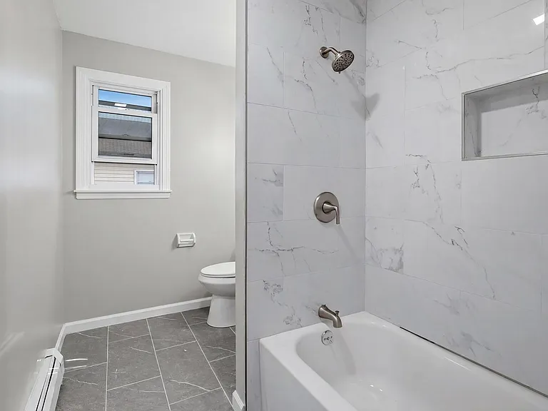 25 Elizabeth St — Photo 4