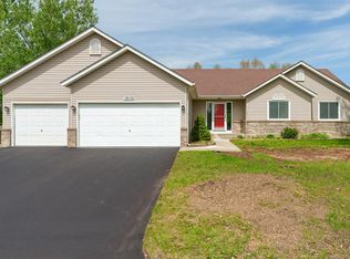 19159 Encore Ct, Farmington, MN 55024