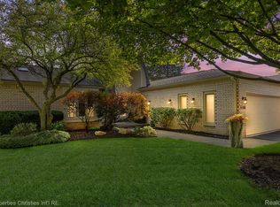 5106 Woodlands Trl, Bloomfield Hills, MI 48302