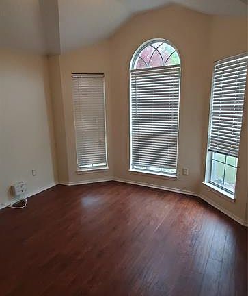 5th image of 1814 Mesa Ct