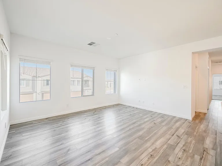 235 Cordelia Cove Ave #U623 — Photo 3