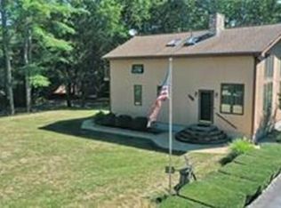 366 Collins Corner Rd, Dartmouth, MA 02747