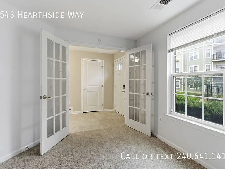 7543 Hearthside Way — Photo 2