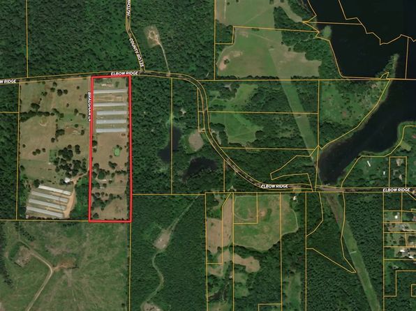 339 Bradshaw Ln, Nacogdoches, TX 75946