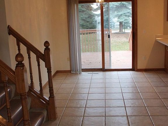 3rd image of 15958 Gallant Ct