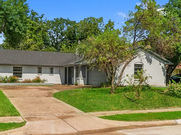 8935 Woodshore Dr, Dallas, TX 75243