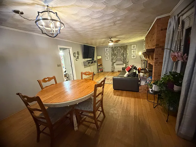 364 Hanley Cir — Photo 39