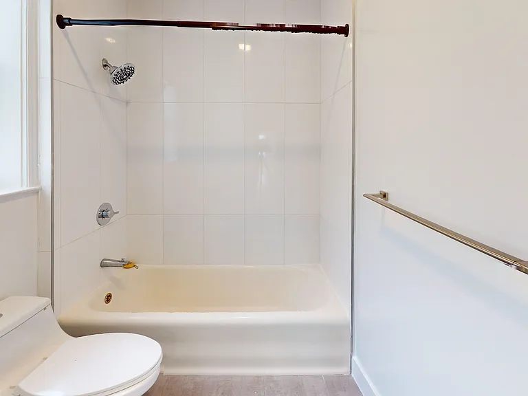 1431 Grove St #2 — Photo 9