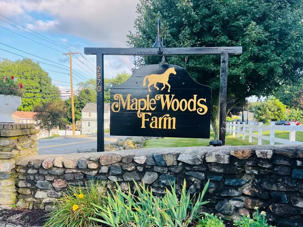 2970 Mendon Rd APT 81, Cumberland, RI 02864
