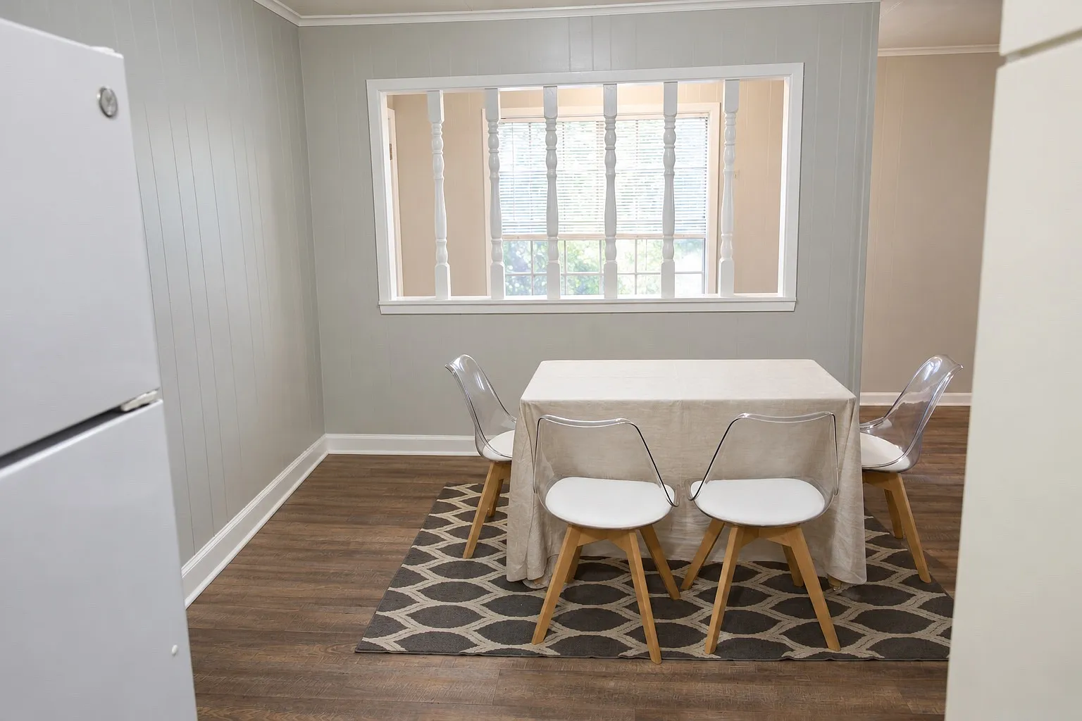 2 bed, 1100 sqft, $1,600 — Photo 3
