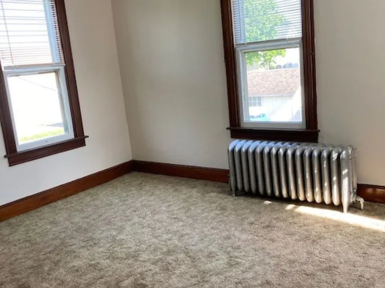 9 S Cherry St — Photo 9
