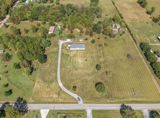 2309 W Mount Vernon Rd, Bethpage, TN 37022