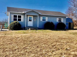 15939 Nickel Dr, Phillipsburg, MO 65722