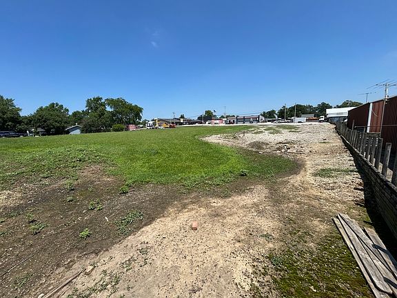 3rd image of 0 S Dixie Hwy